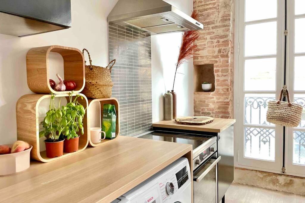Tres Bel Appartement De 60M2 En Centre Ville Lavaur  Luaran gambar