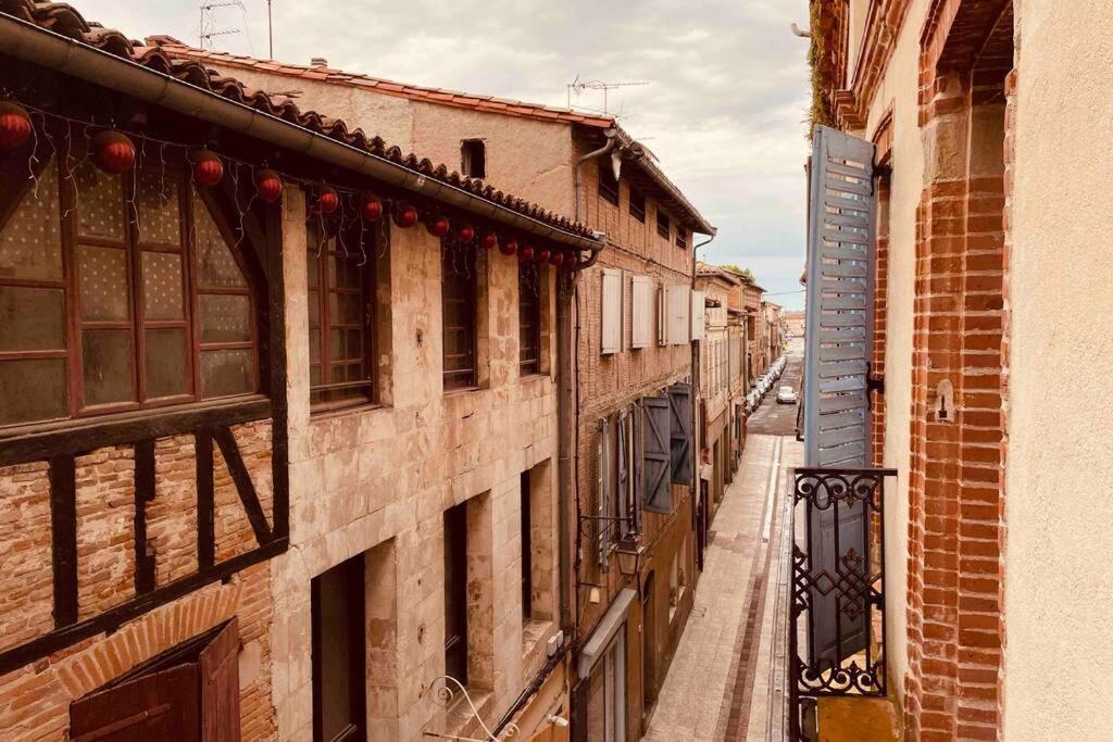 Tres Bel Appartement De 60M2 En Centre Ville Lavaur  Luaran gambar